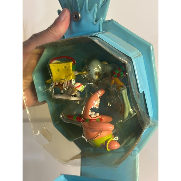 SpongeBob SquarePants Pineapple  Container Holiday Christmas Edition Storage Box - Picture 8 of 8